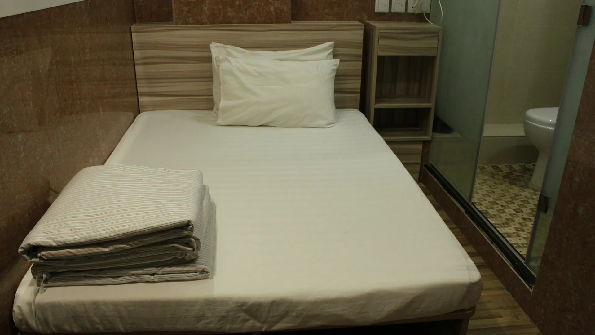 3D Inn Hong Kong - Romance Kowloon  0*, Kowloon (Hong Kong)